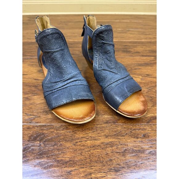 MIZ MOOZ Leather Corra Heeled Ankle Strap Sandals, River Blue, Sz 39 - Picture 2 of 13